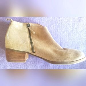 Sofft Women's Tan Ankle Boot Size 8.5 Leather with Side Zipper